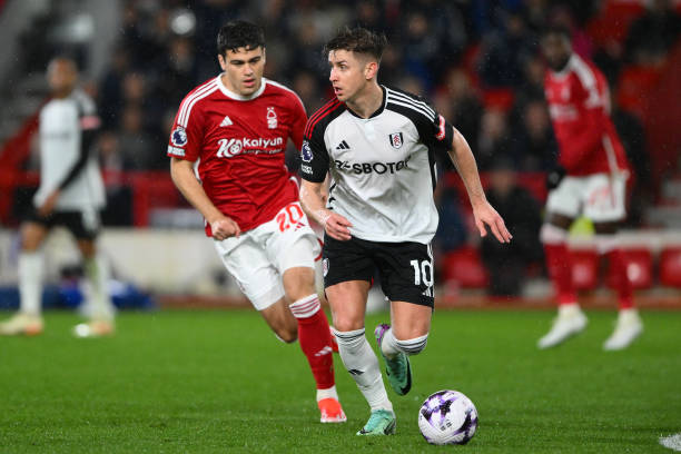 他无论在防 他无论在防